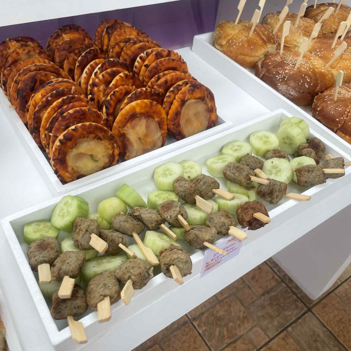 020e9150-16d9-483d-bede-9118c3fd793f 020e9150-16d9-483d-bede-9118c3fd793f