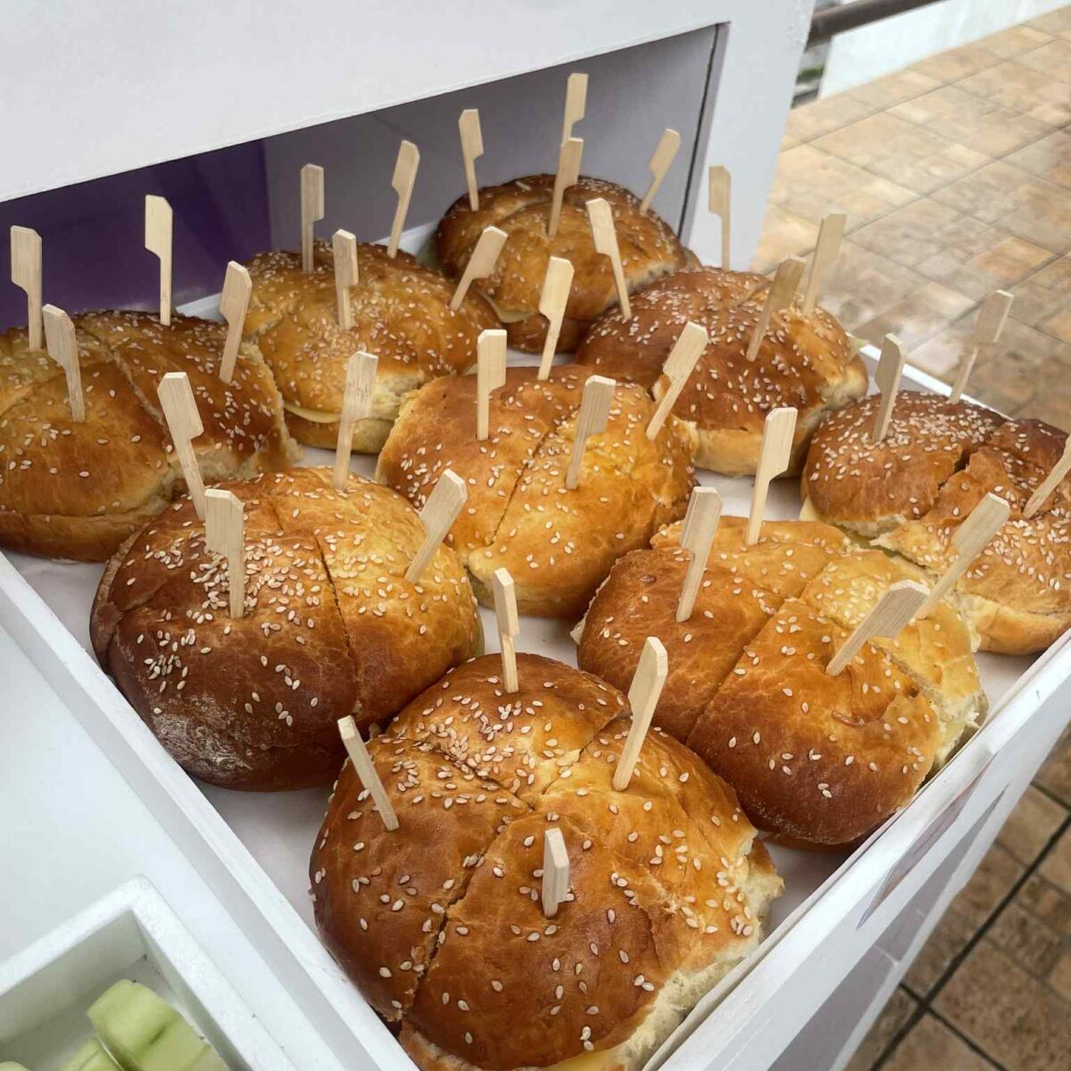 0e3af726-4bf8-43fc-9f98-03470e736990 0e3af726-4bf8-43fc-9f98-03470e736990